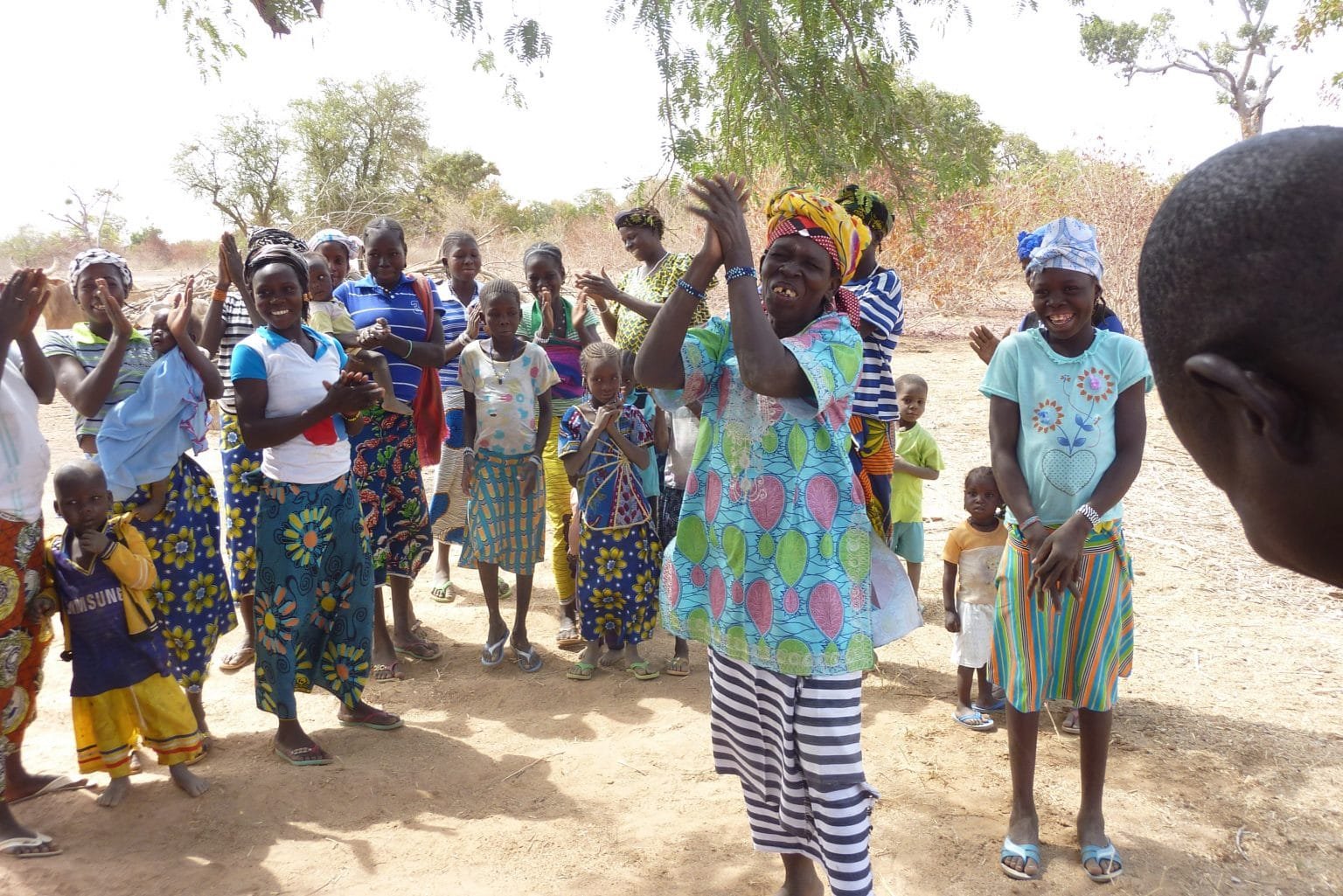 Groupe de villageois au Burkina Faso